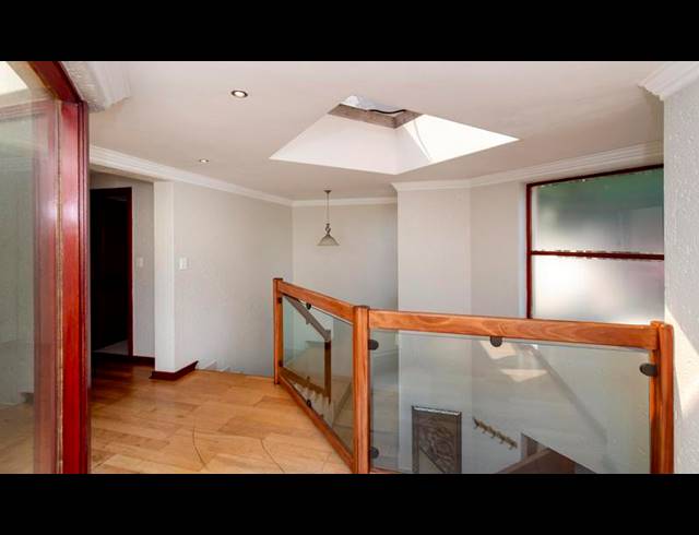 4 BEDROOM HOUSE FOR SALE IN BEDFORDVIEW